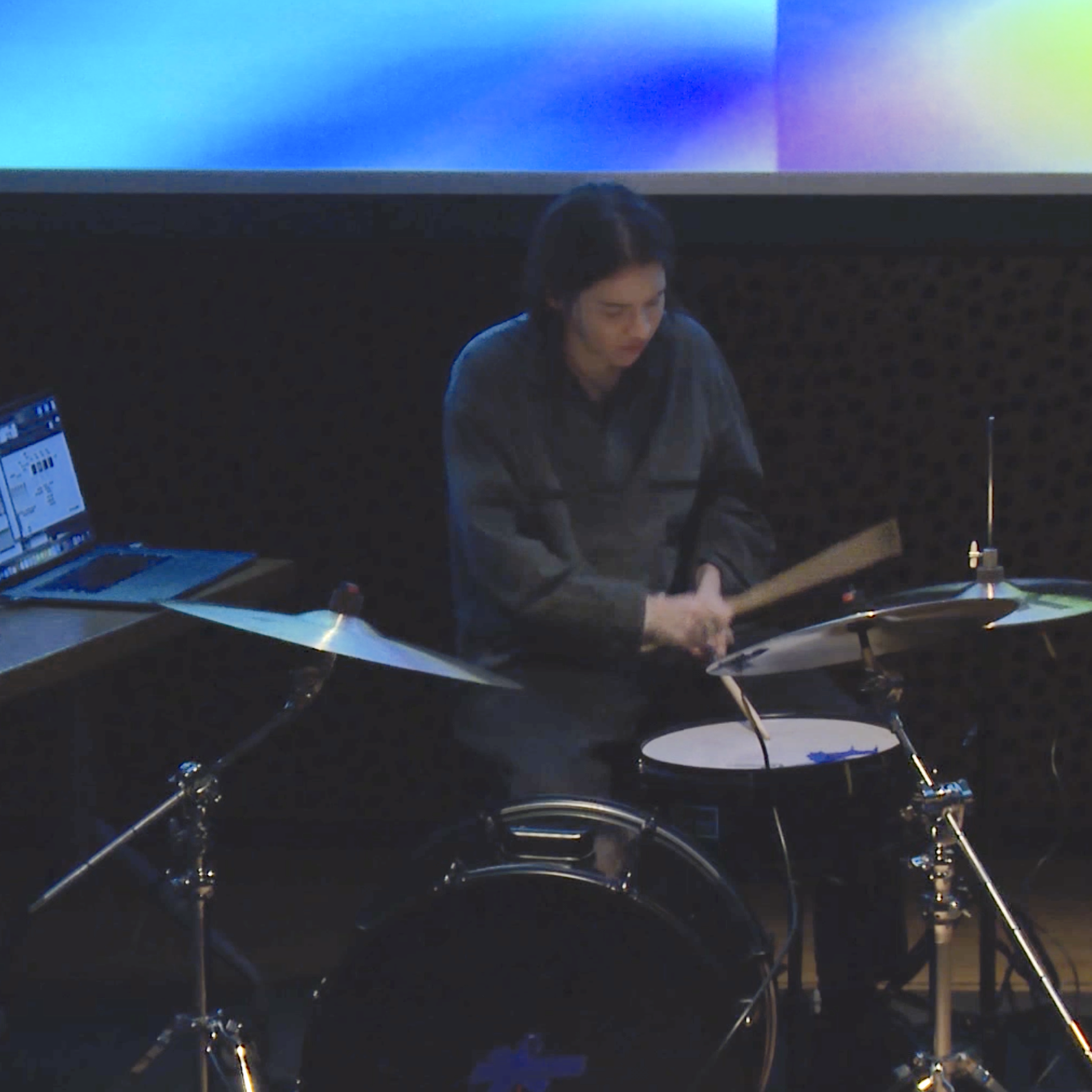 Drum-Woman-Machine: Performing Cyberfeminist Theory